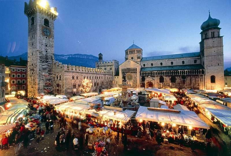 Al Consiglio Appartamento Trento Exterior photo